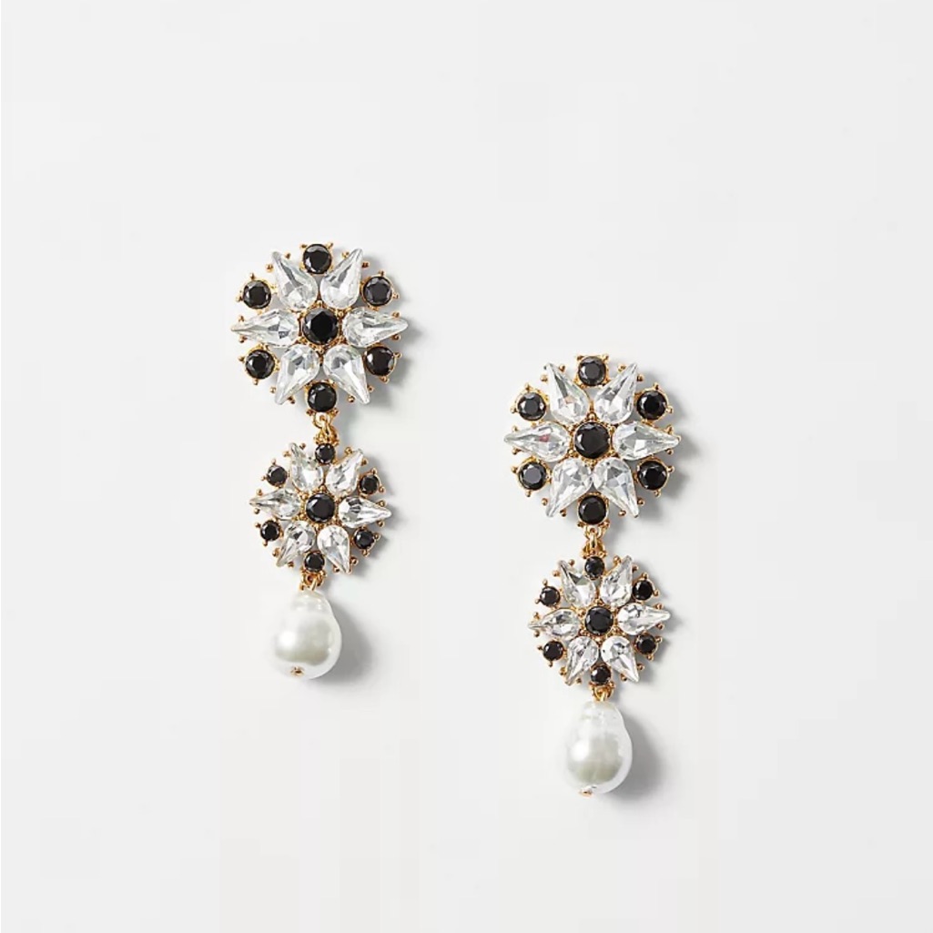 Ann Taylor Crystal Flower Statement Drop Earring 98$
